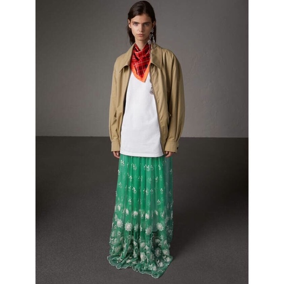 Burberry Bandana in silk twill with check print